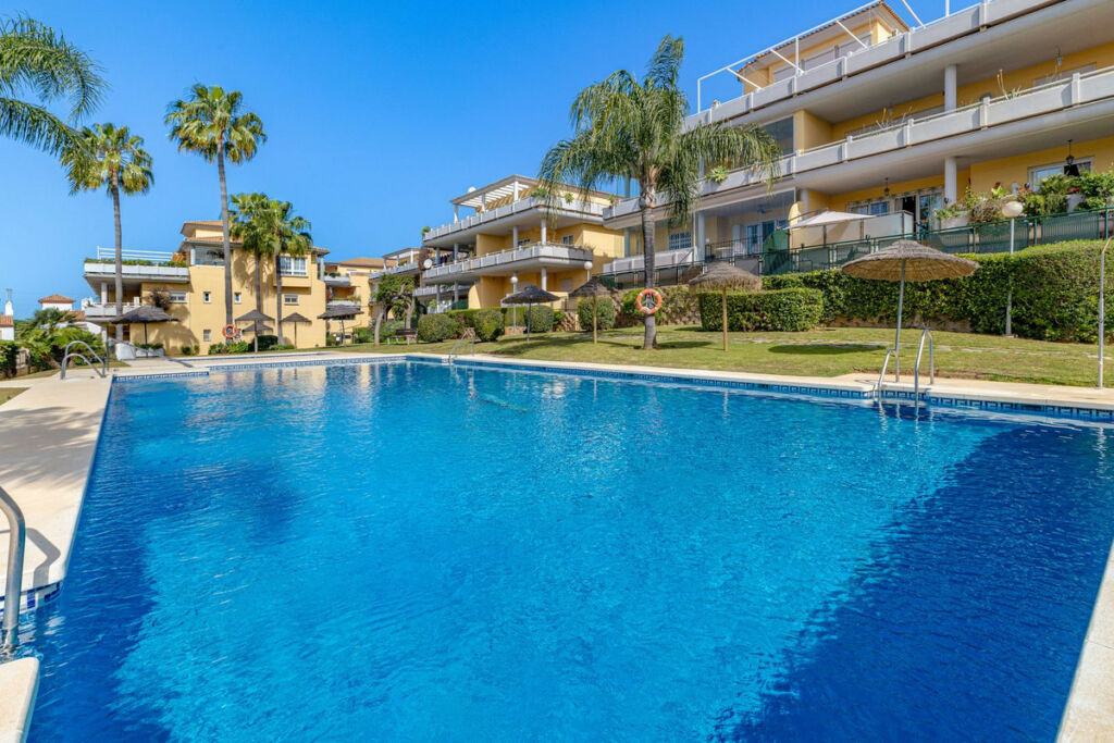 Ground Floor Apartment Cabopino Málaga - image 21