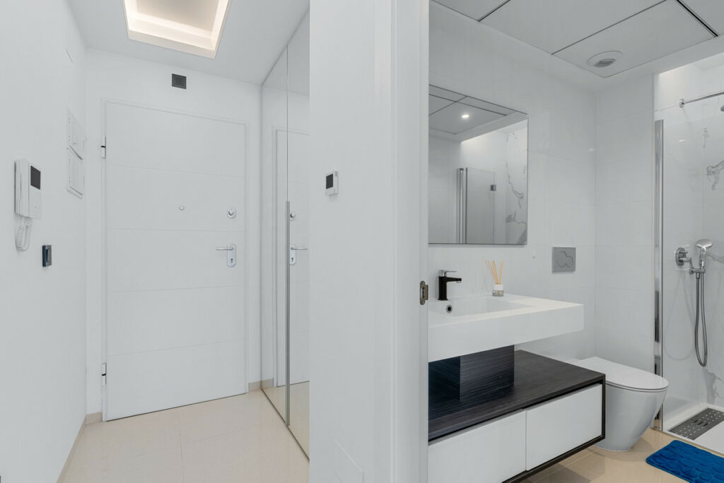 Middle Floor Apartment Guardamar del Segura Alicante - image 21