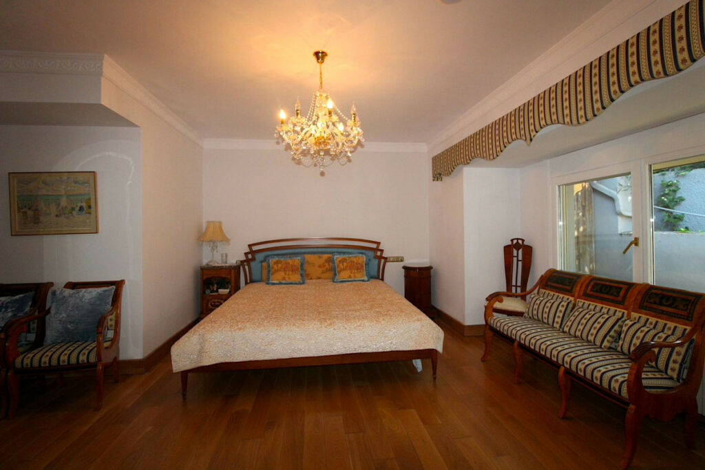 Detached Villa San Pedro de Alcántara Málaga - image 21