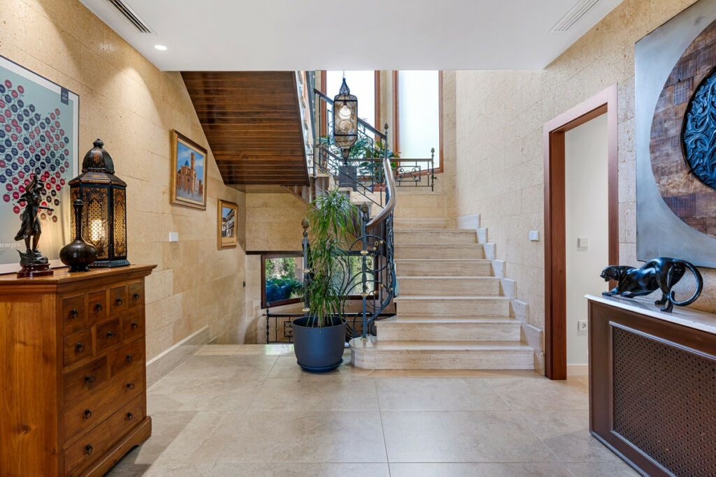 Detached Villa Elche Alicante - image 21