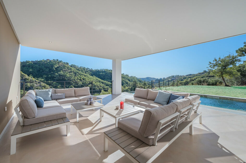 Detached Villa Benahavís Málaga - image 21