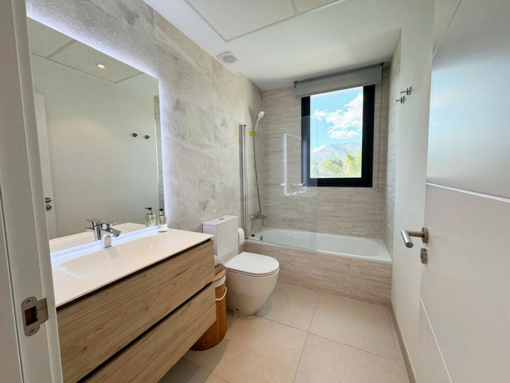 Penthouse Estepona Málaga - image 20