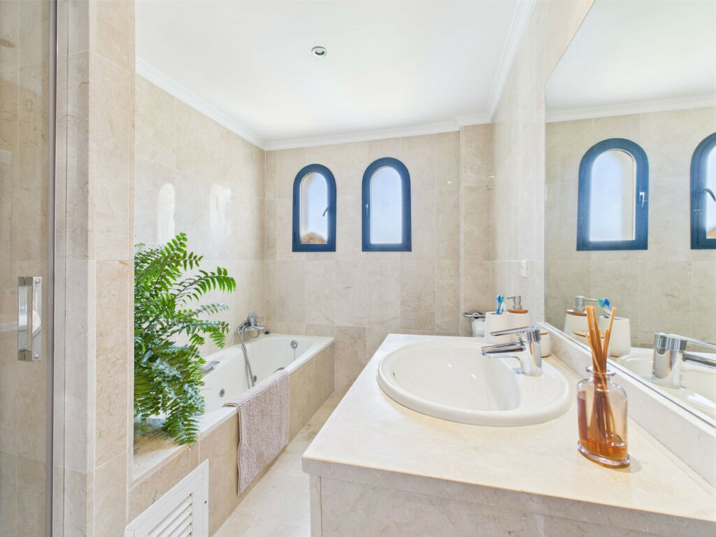 Semi-Detached House Manilva Málaga - image 21