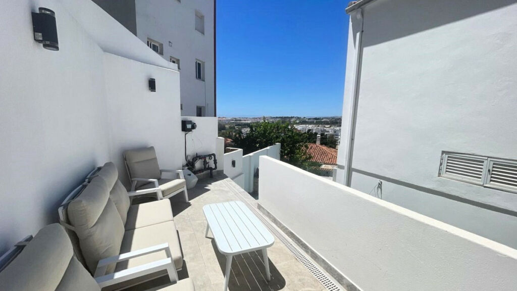 Detached Villa Nueva Andalucía Málaga - image 21
