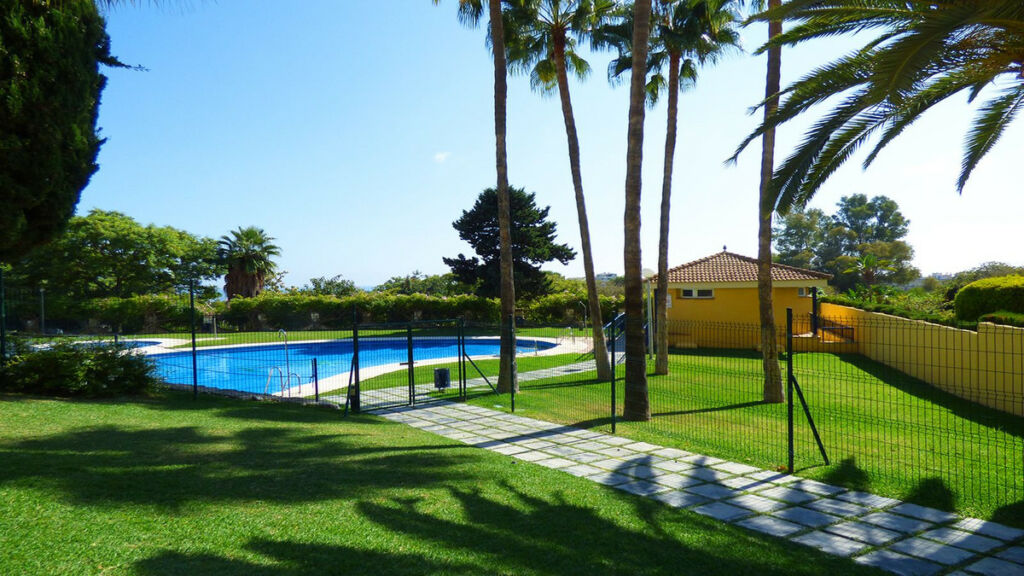 Middle Floor Apartment Arroyo de la Miel Málaga - image 21