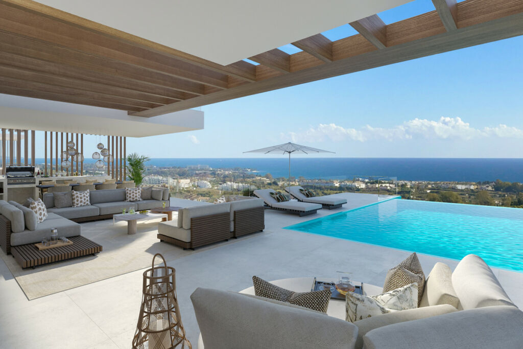 Detached Villa Estepona Málaga - image 21