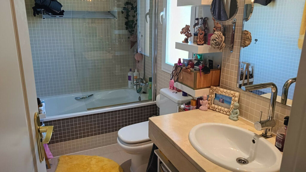 Penthouse Calahonda Málaga - image 20