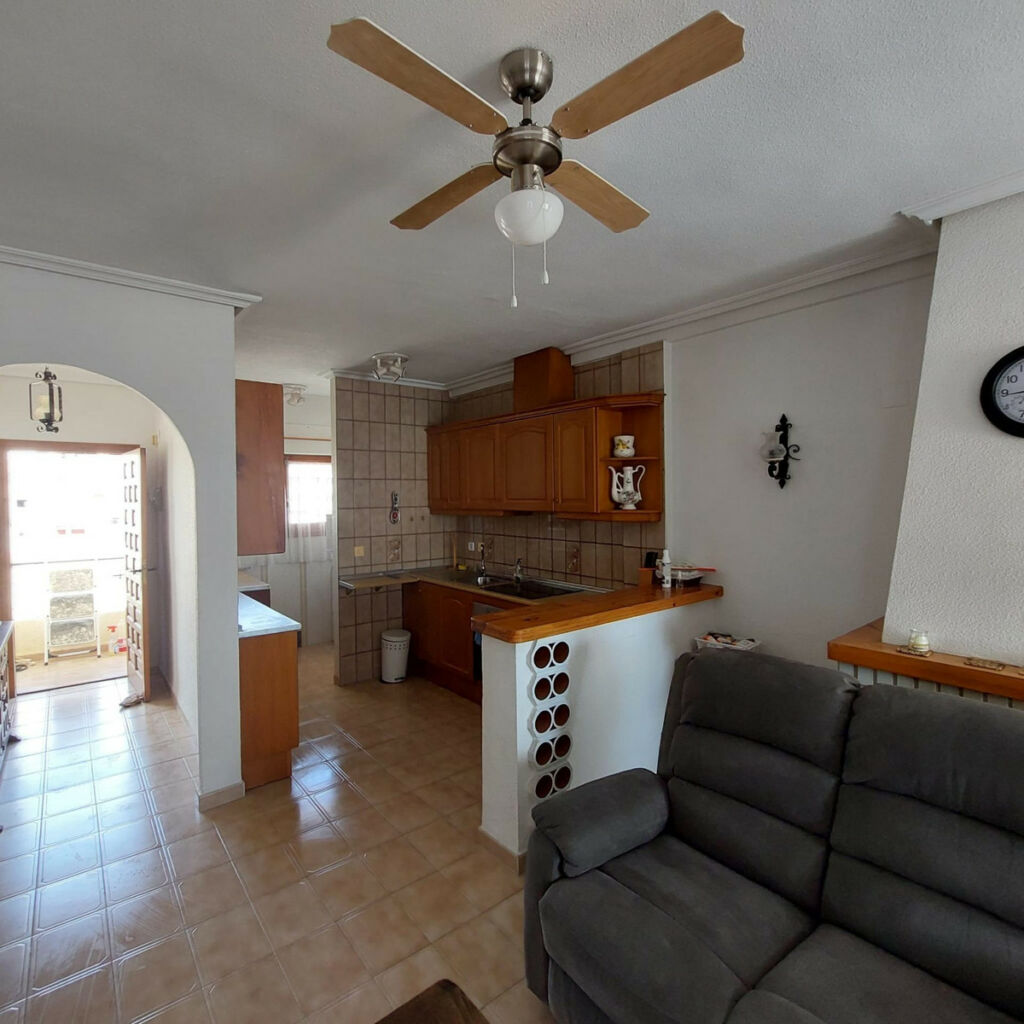 Middle Floor Apartment Punta Prima Alicante - image 22