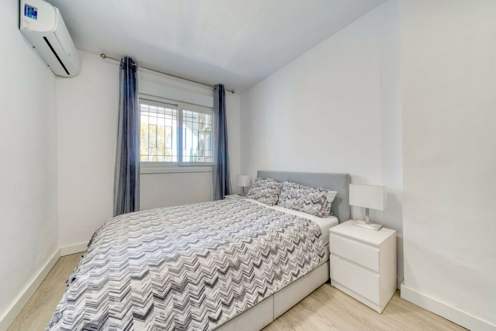 Townhouse Nueva Andalucía Málaga - image 22