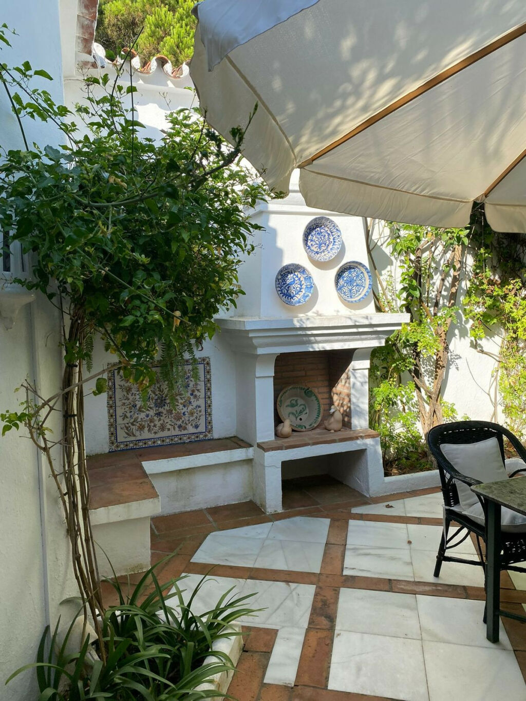 Detached Villa Guadalmina Baja Málaga - image 22