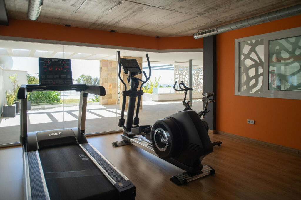 Middle Floor Apartment Torreblanca Málaga - image 22