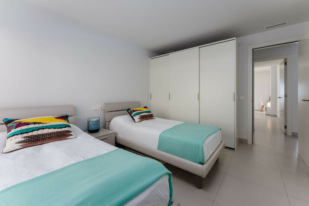 Middle Floor Apartment Higueron Málaga - image 22