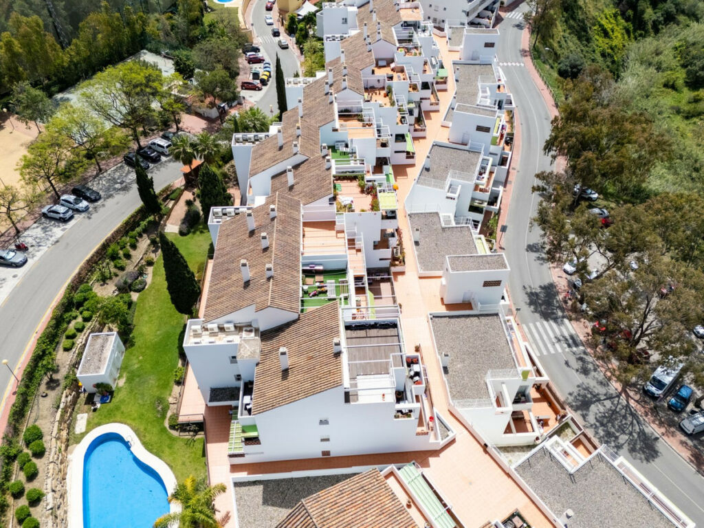 Middle Floor Apartment Torrequebrada Málaga - image 22