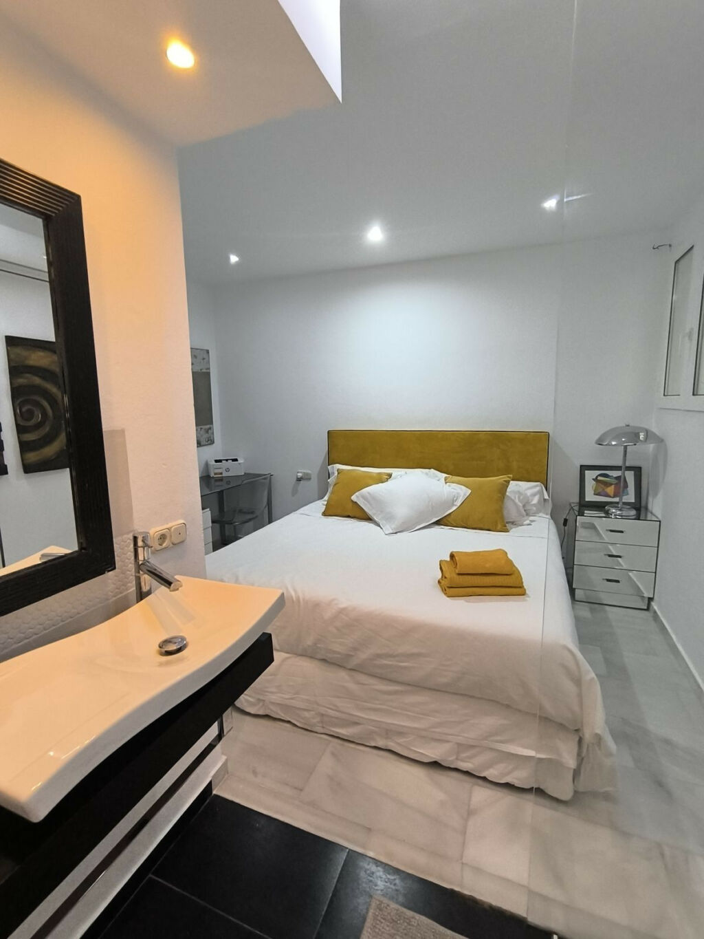 Detached Villa Estepona Málaga - image 22