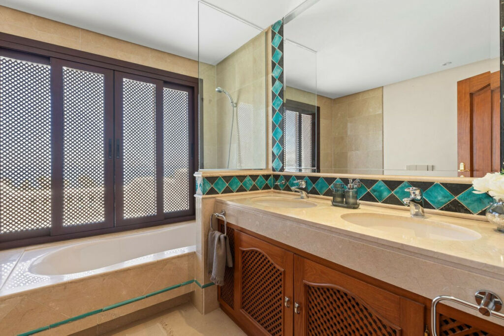 Penthouse Duplex Estepona Málaga - image 23