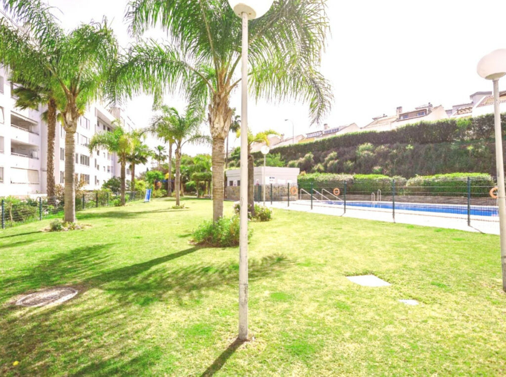 Middle Floor Apartment Fuengirola Málaga - image 22