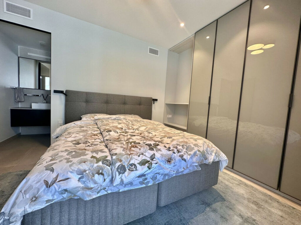 Detached Villa Puerto Banús Málaga - image 22