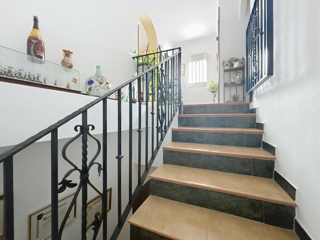 Detached Villa La Viñuela Málaga - image 22