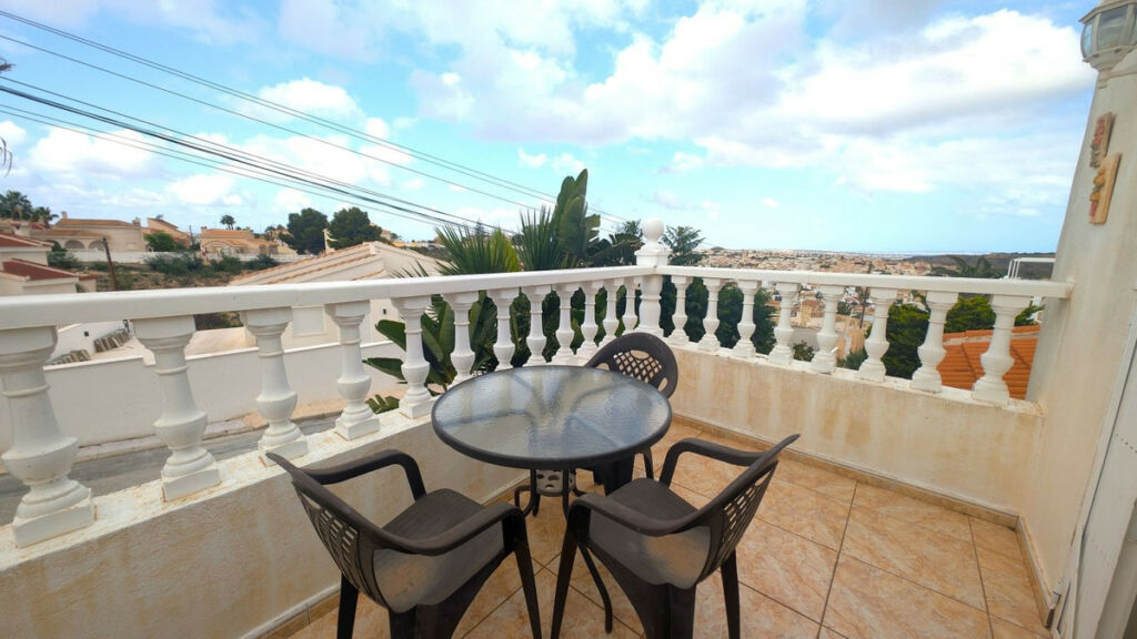 Detached Villa Ciudad Quesada Alicante - image 22
