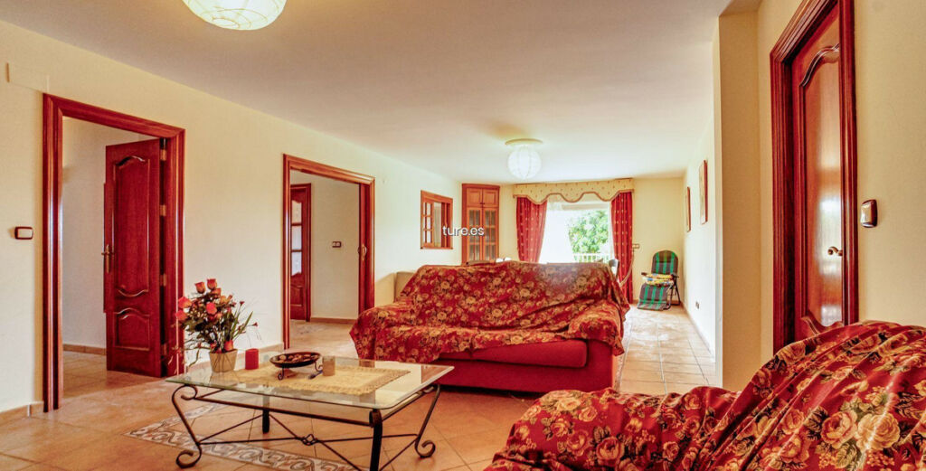 Detached Villa La Nucia Alicante - image 22
