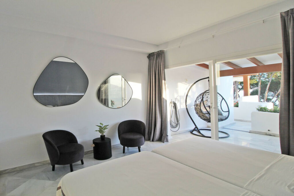 Penthouse Duplex The Golden Mile Málaga - image 22