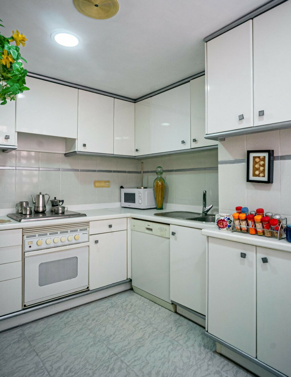 Middle Floor Apartment Benidorm Alicante - image 22