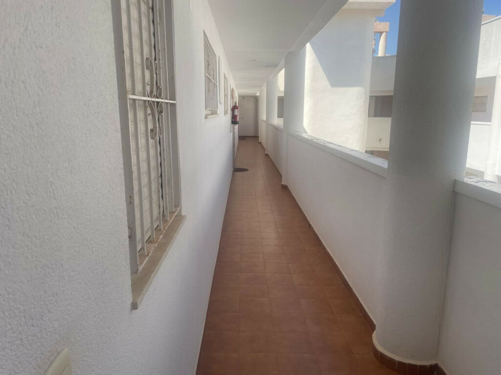 Penthouse Torrevieja Alicante - image 26