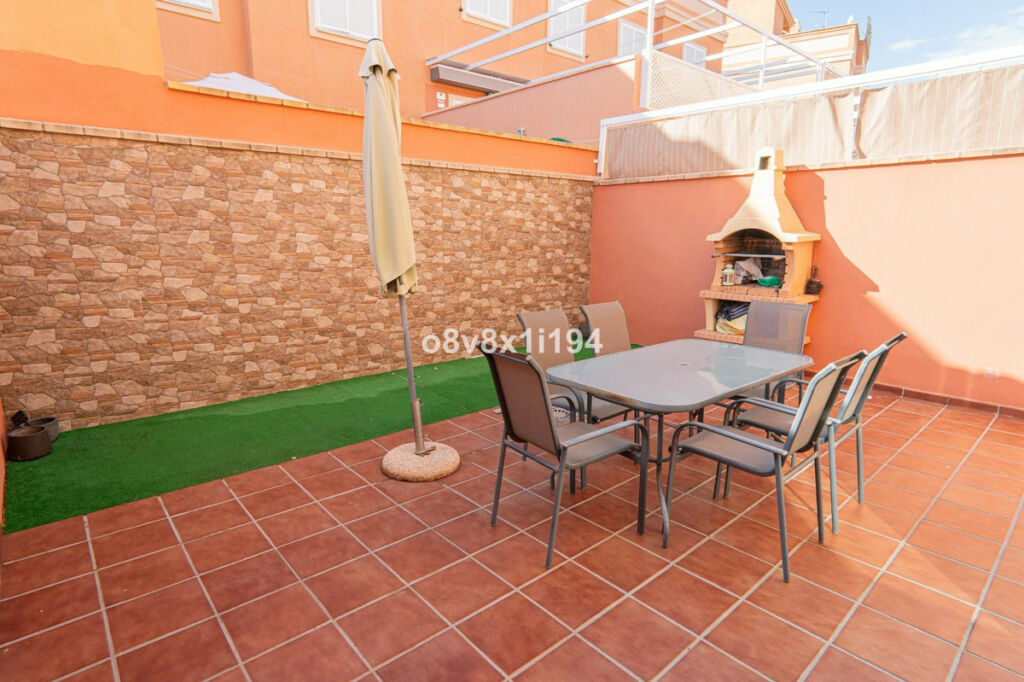 Townhouse Benajarafe Málaga - image 22