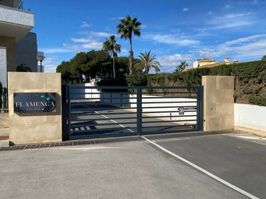 Ground Floor Apartment Playa Flamenca Alicante - image 21