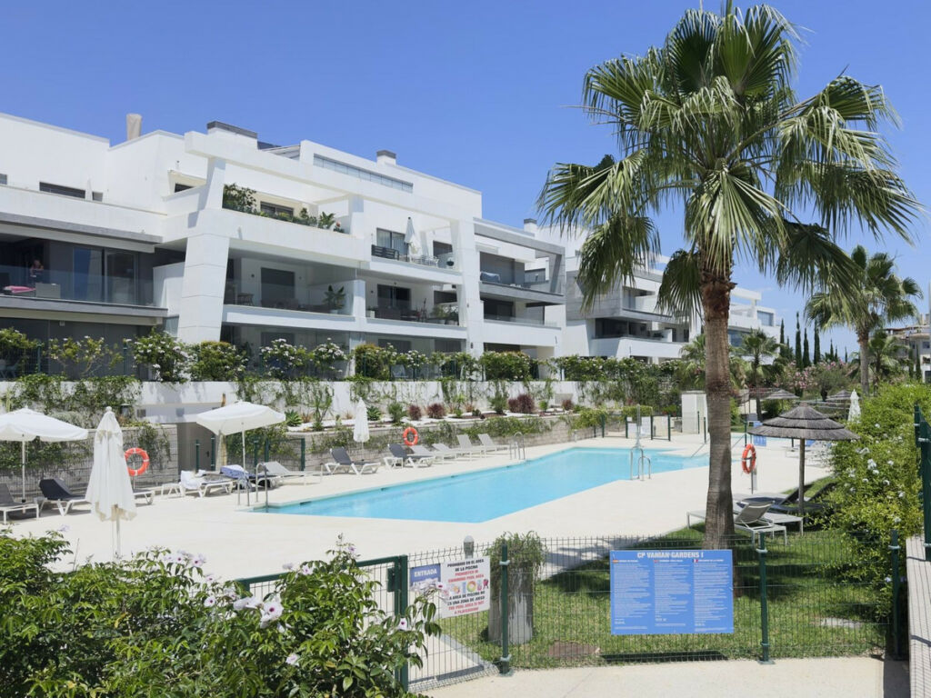 Ground Floor Apartment Estepona Málaga - image 22