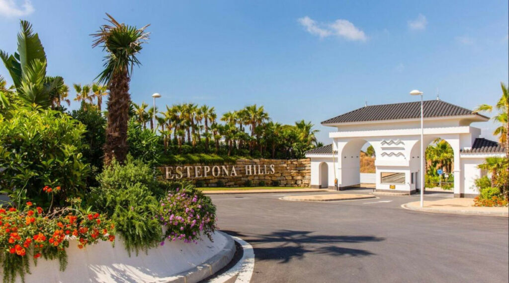 Ground Floor Apartment Estepona Málaga - image 24