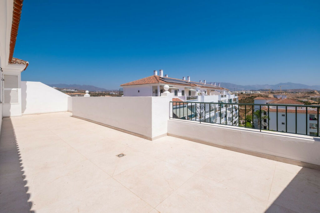 Penthouse Miraflores Málaga - image 23