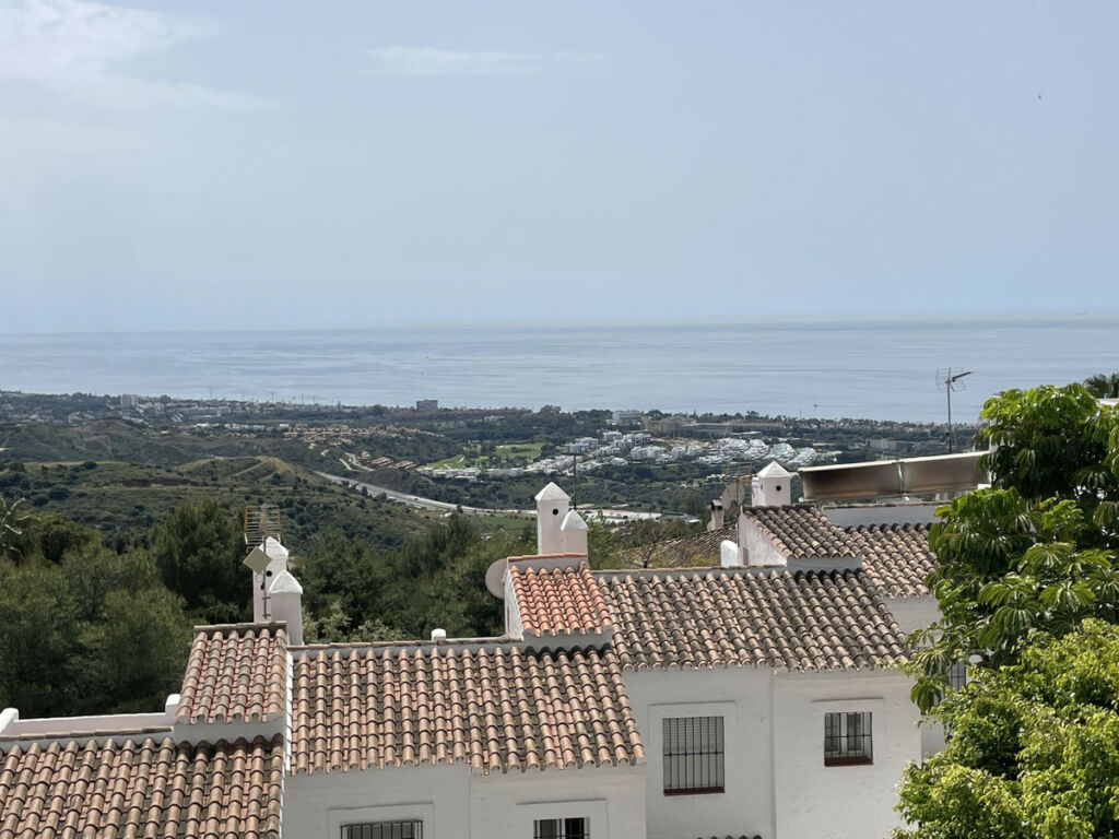 Townhouse Altos de los Monteros Málaga - image 23