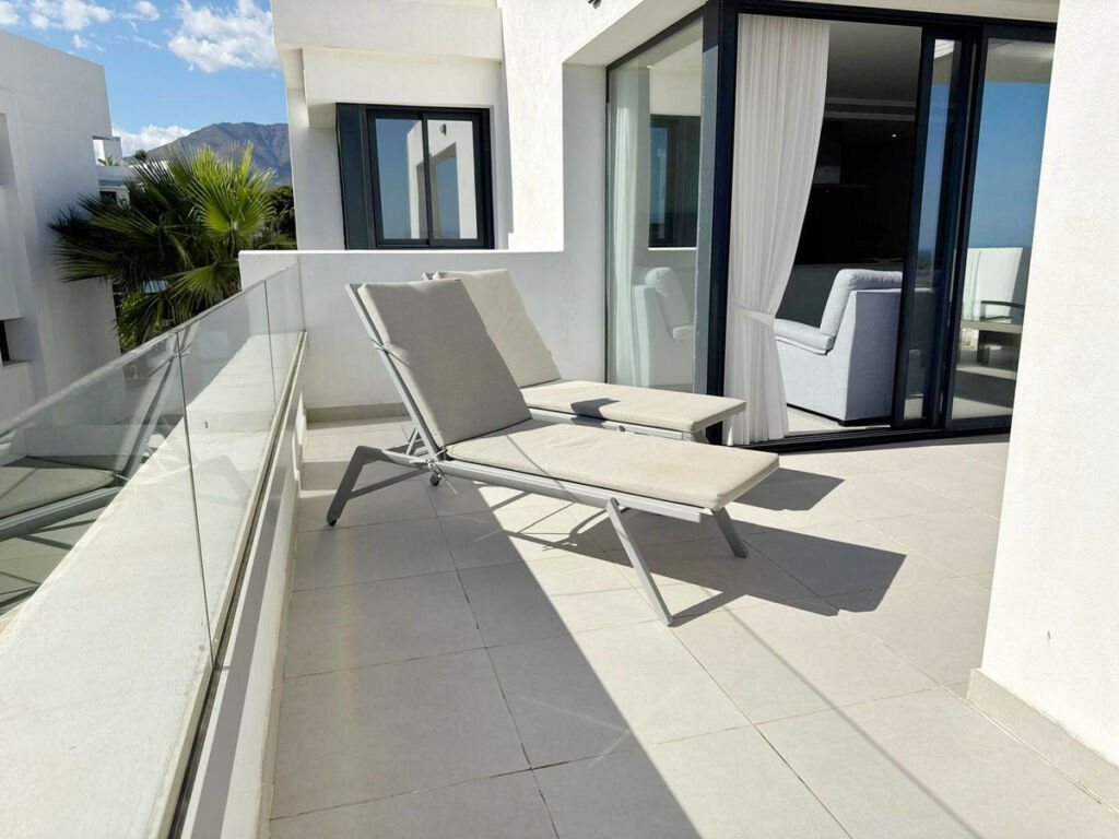 Penthouse Estepona Málaga - image 22