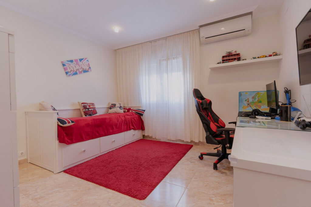 Detached Villa Los Balcones Alicante - image 24