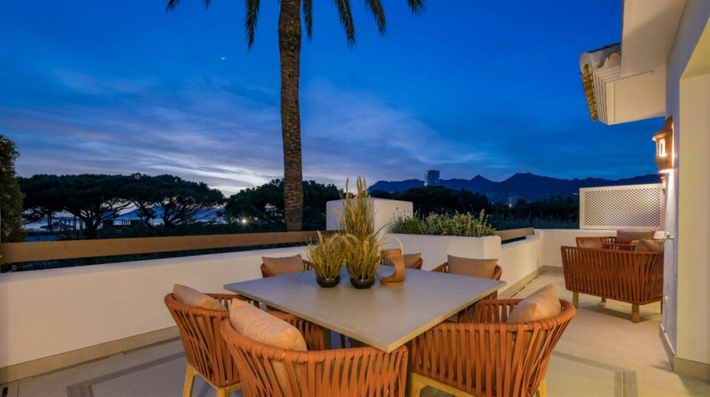 Middle Floor Apartment Los Monteros Málaga - image 23