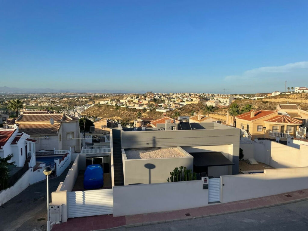 Detached Villa Ciudad Quesada Alicante - image 23
