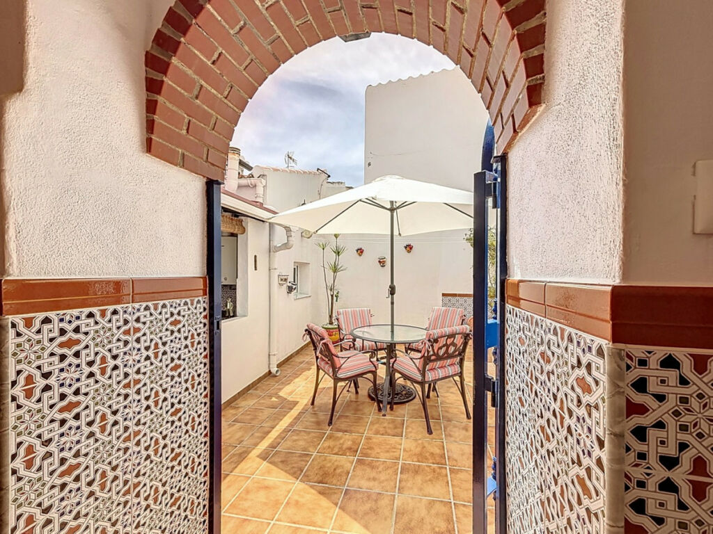 Semi-Detached House Periana Málaga - image 23