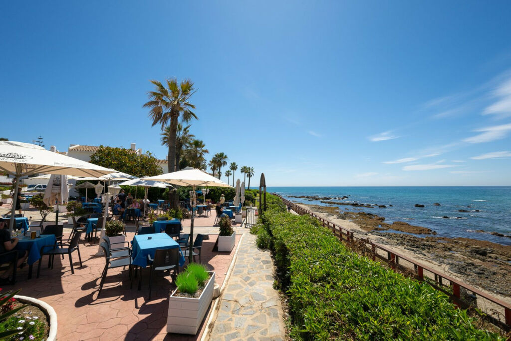 Ground Floor Apartment Riviera del Sol Málaga - image 8