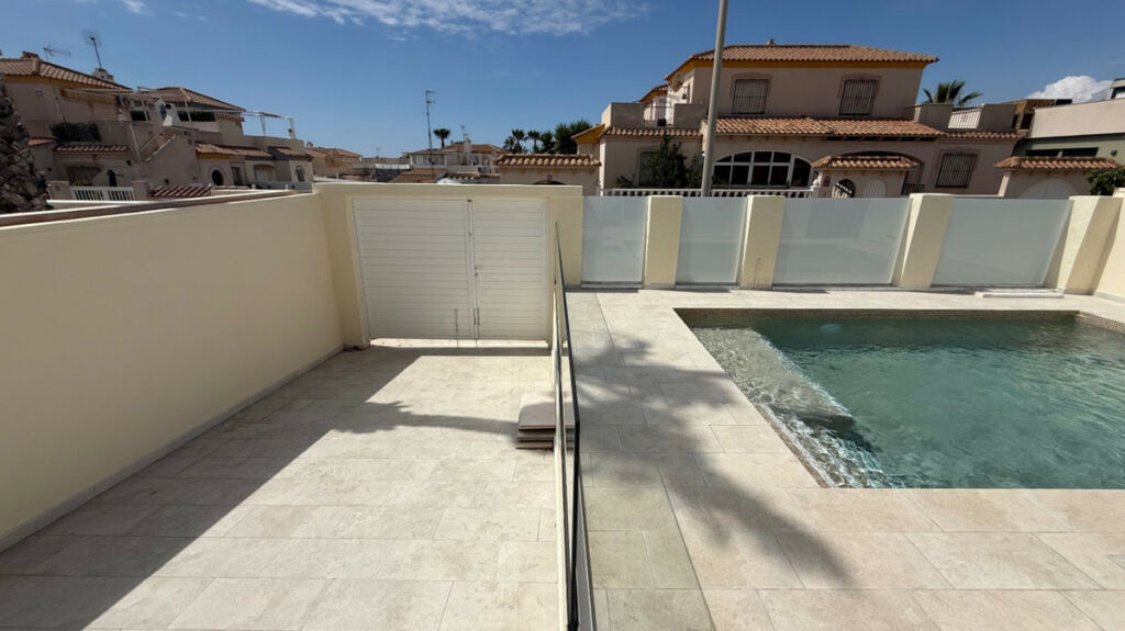 Detached Villa Torrevieja Alicante - image 23