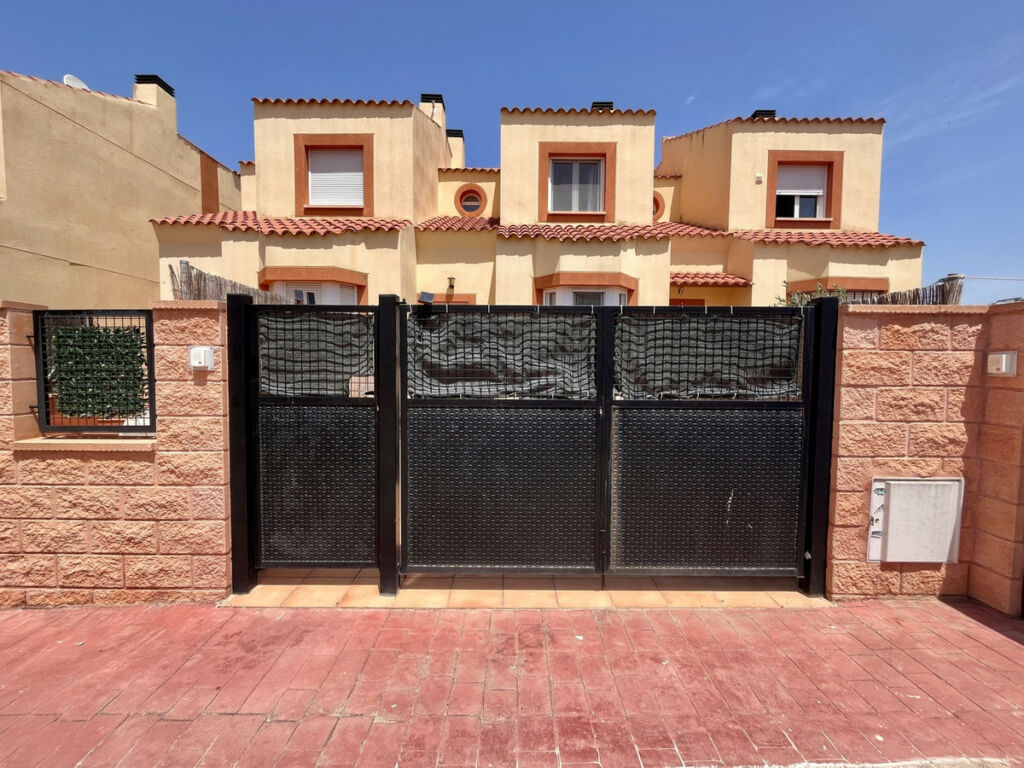 Townhouse Cabo Roig Alicante - image 23