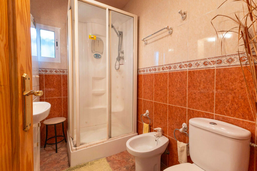 Detached Villa Lomas de Cabo Roig Alicante - image 23