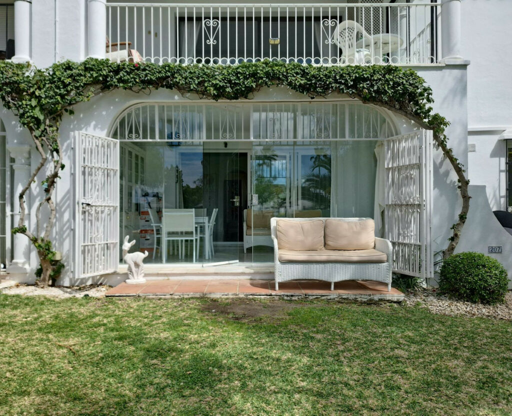 Ground Floor Apartment El Paraiso Málaga - image 23