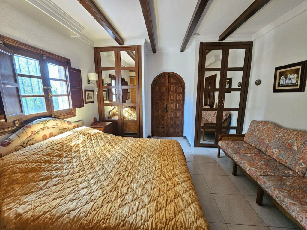 Detached Villa Alhaurín de la Torre Málaga - image 18