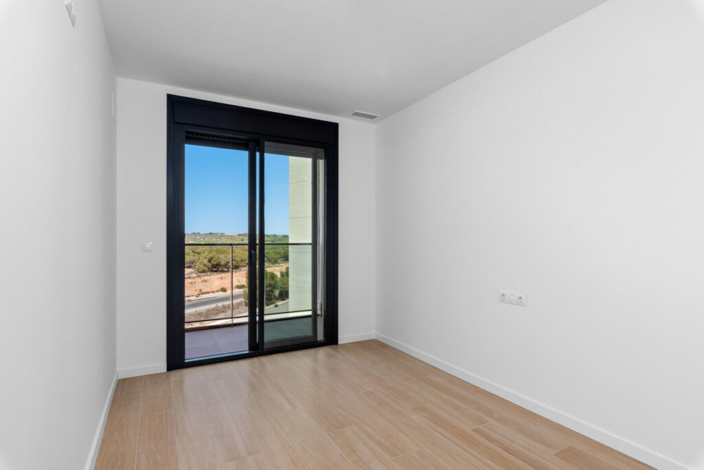 Middle Floor Apartment Campoamor Alicante - image 23