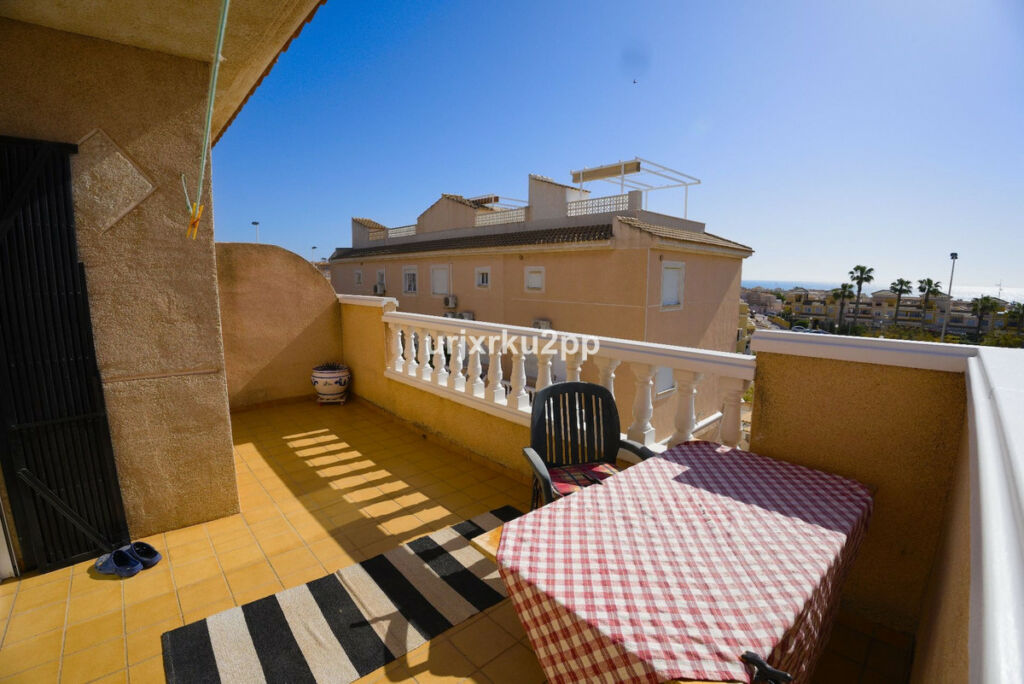 Townhouse Torrevieja Alicante - image 23