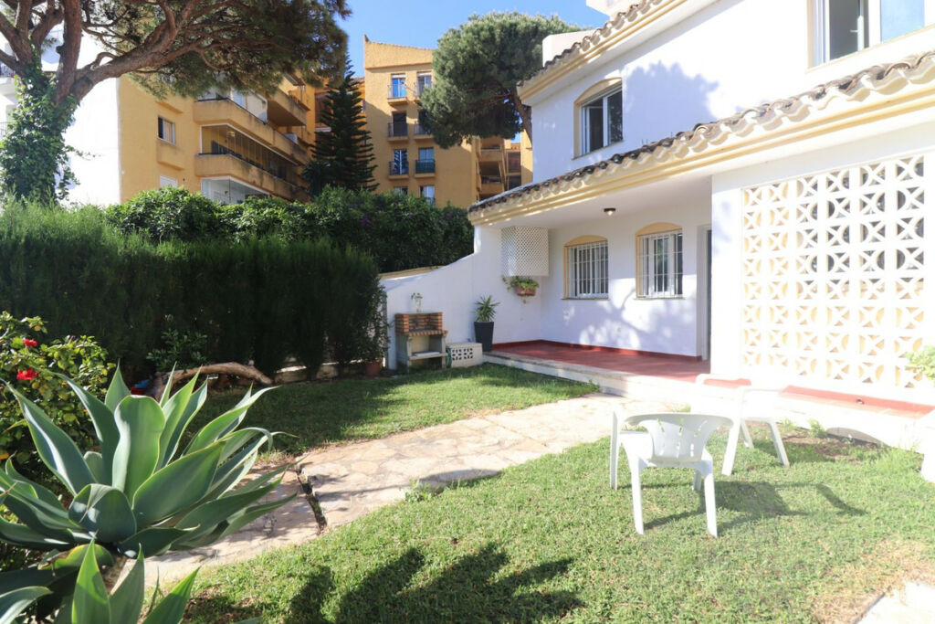 Duplex Calahonda Málaga - image 24
