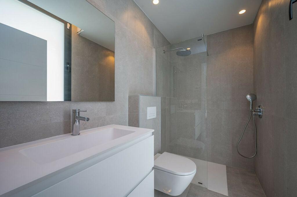 Detached Villa El Chaparral Málaga - image 23