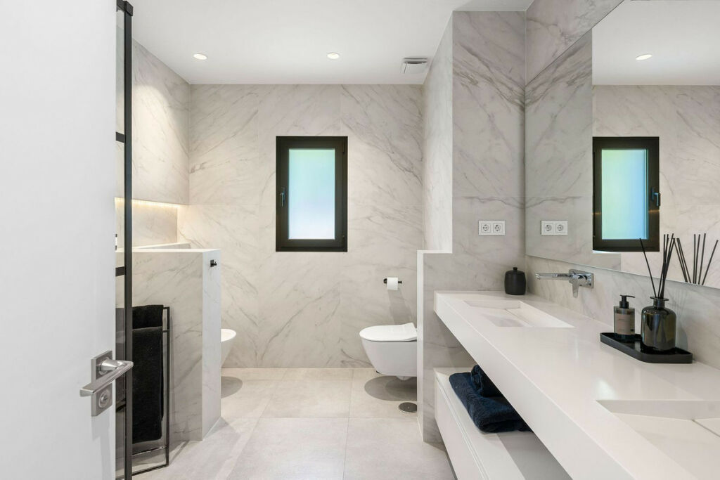Detached Villa La Quinta Málaga - image 22