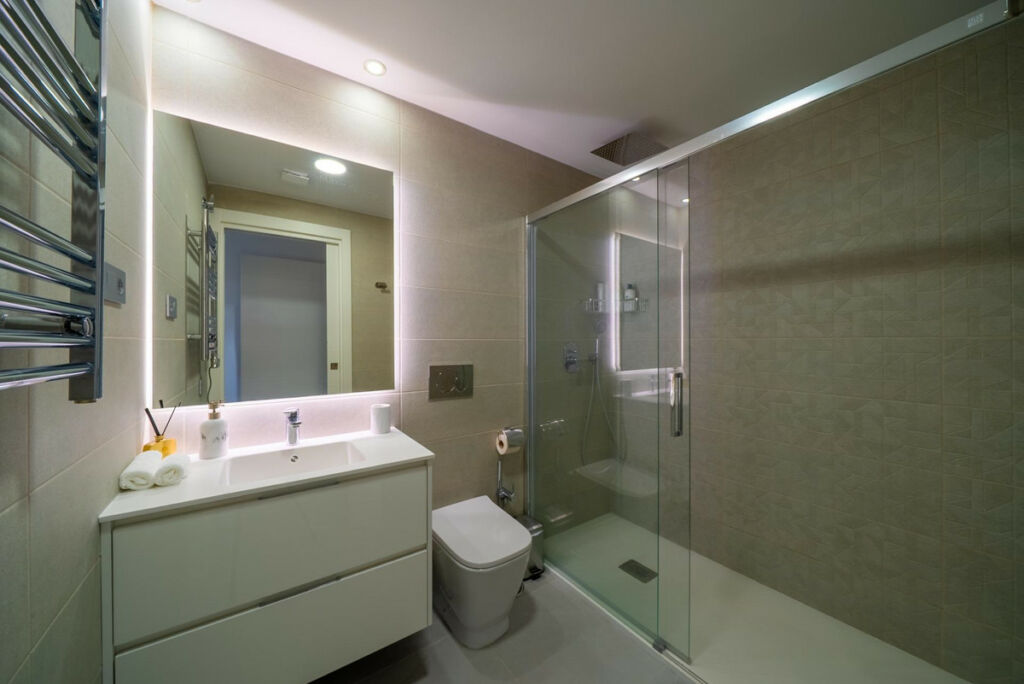 Middle Floor Apartment Benidorm Alicante - image 23